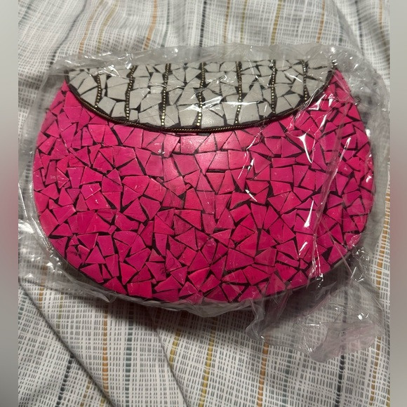 New Ramla hot pink mosaic bag NWOT with gold chain | Poshmark