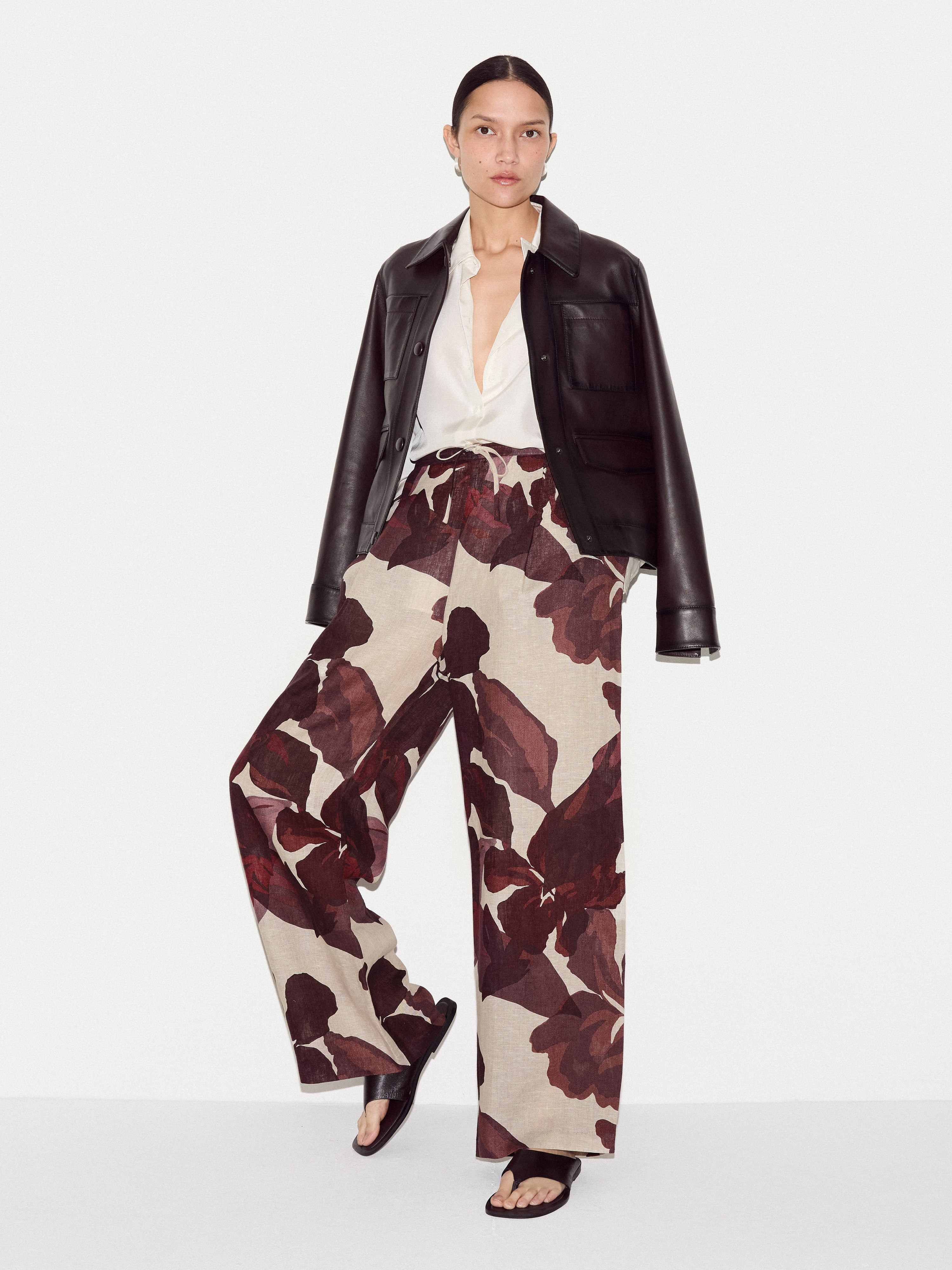 Iris Leaf Linen Trouser | Burgundy | Jigsaw (UK)