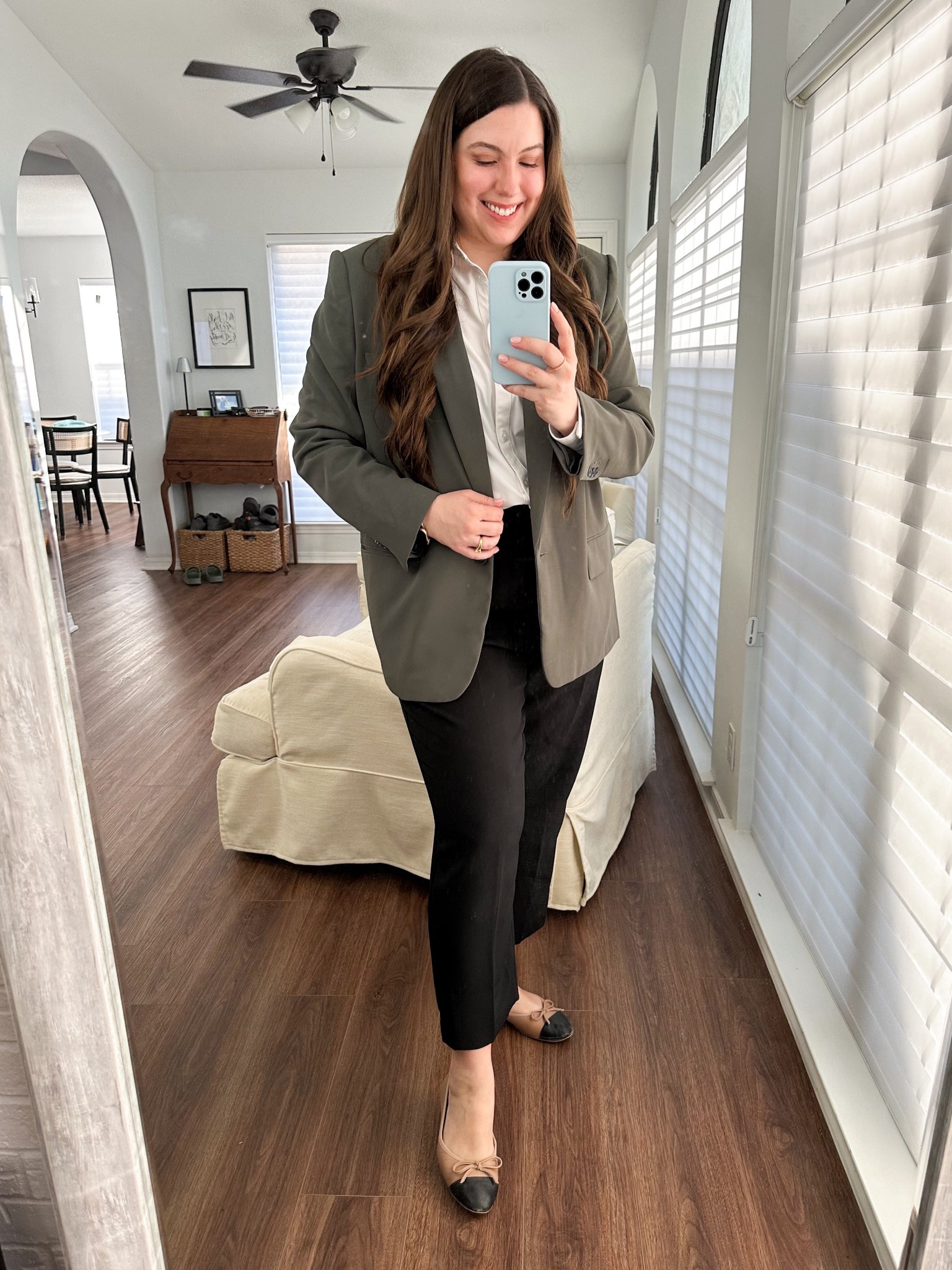 Workwear #ootd 10/27/25 

This blazer is 40%! 

Womens business professional workwear and business casual workwear and office outfits midsize outfit midsize style 

#LTKWorkwear #LTKSeasonal #LTKStyleTip