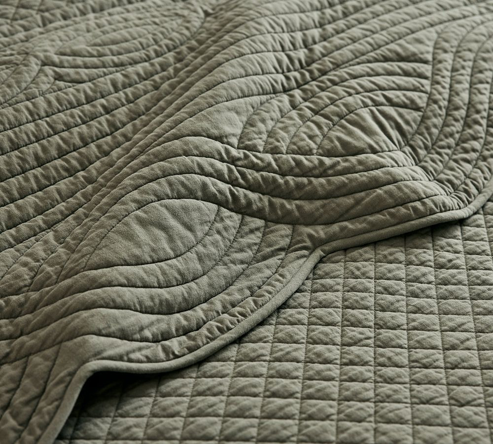 Heirloom Scallop Quilted Sham | Pottery Barn (US)