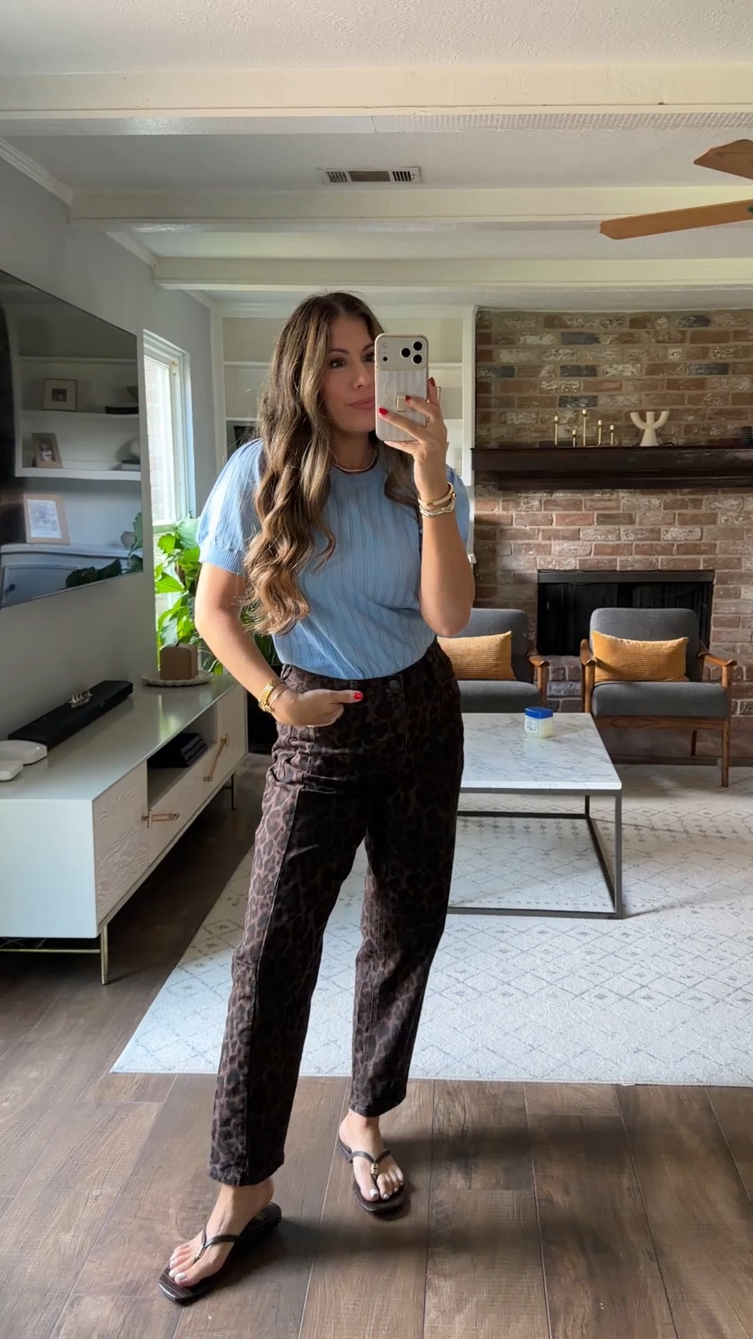 OK, @Walmart now you’re just showing off!! 

Scenario leopard jeans in size 6 and Free Assembly quarter sleeve knitted top in medium.  

Sandals are also from Walmart — Madden NYC

#LTKxWalmart #LTKOver40 #LTKmomlife