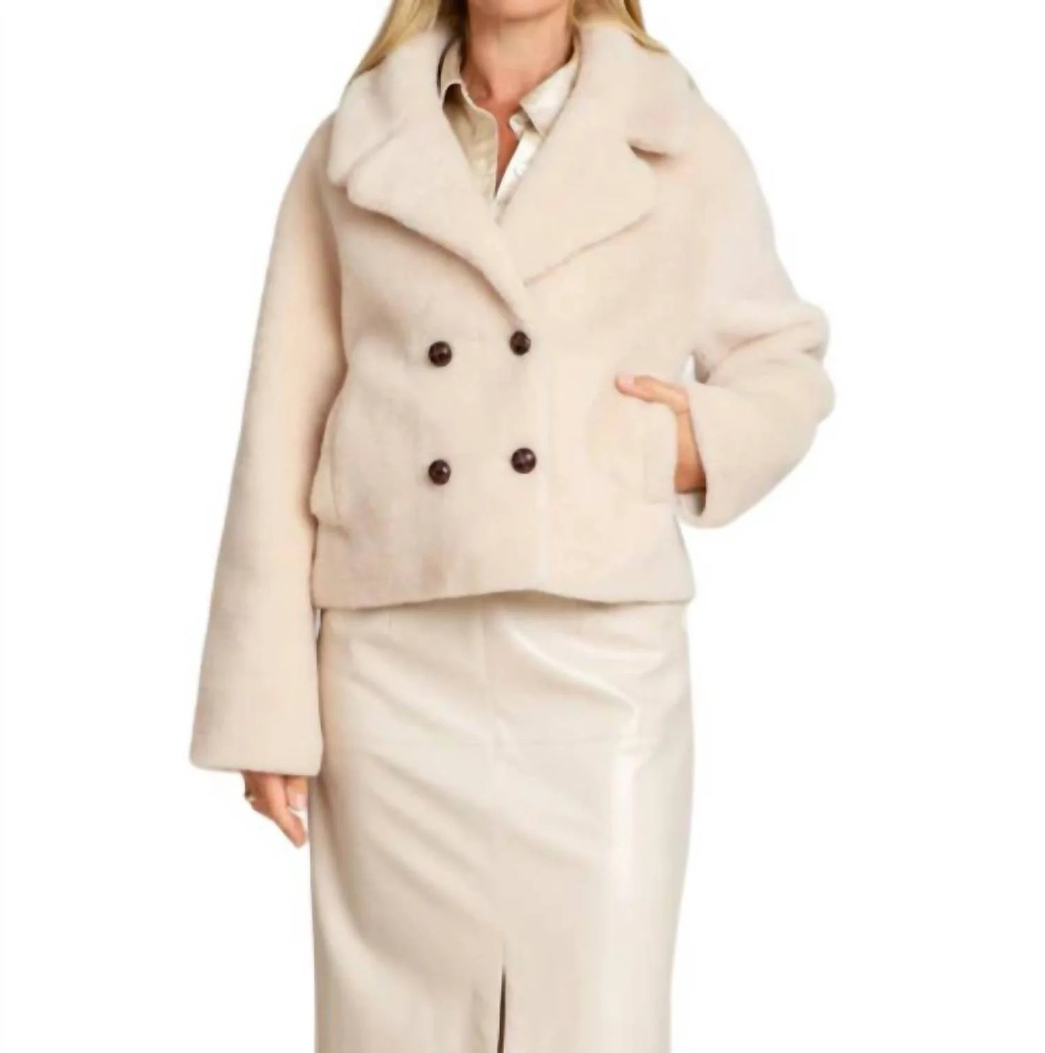 Sherpa Coat In Champagne | Shop Simon