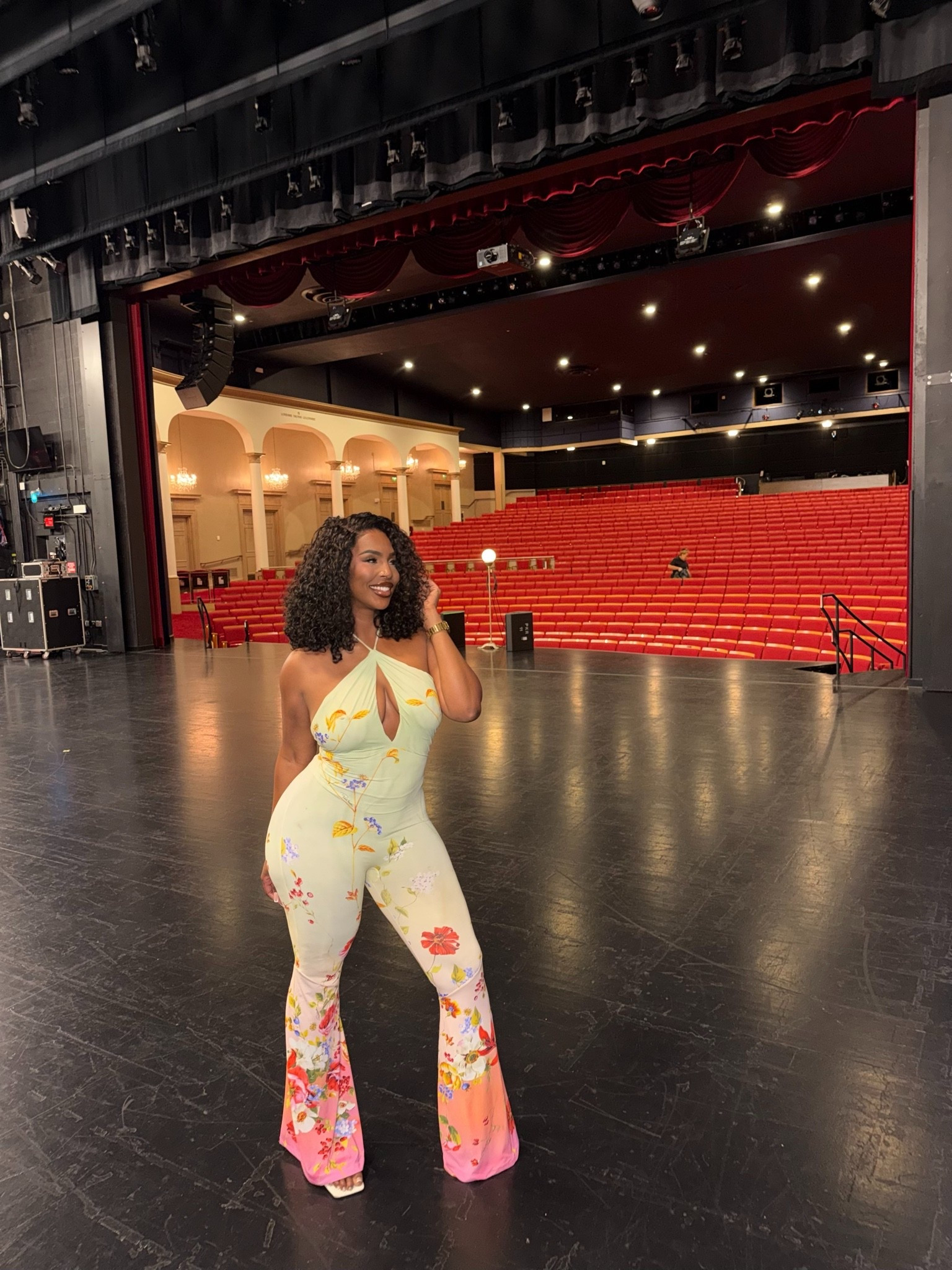 Fit for the last tour stop in the US 🥹❤️

#LTKootd #LTKTall #LTKgrwm