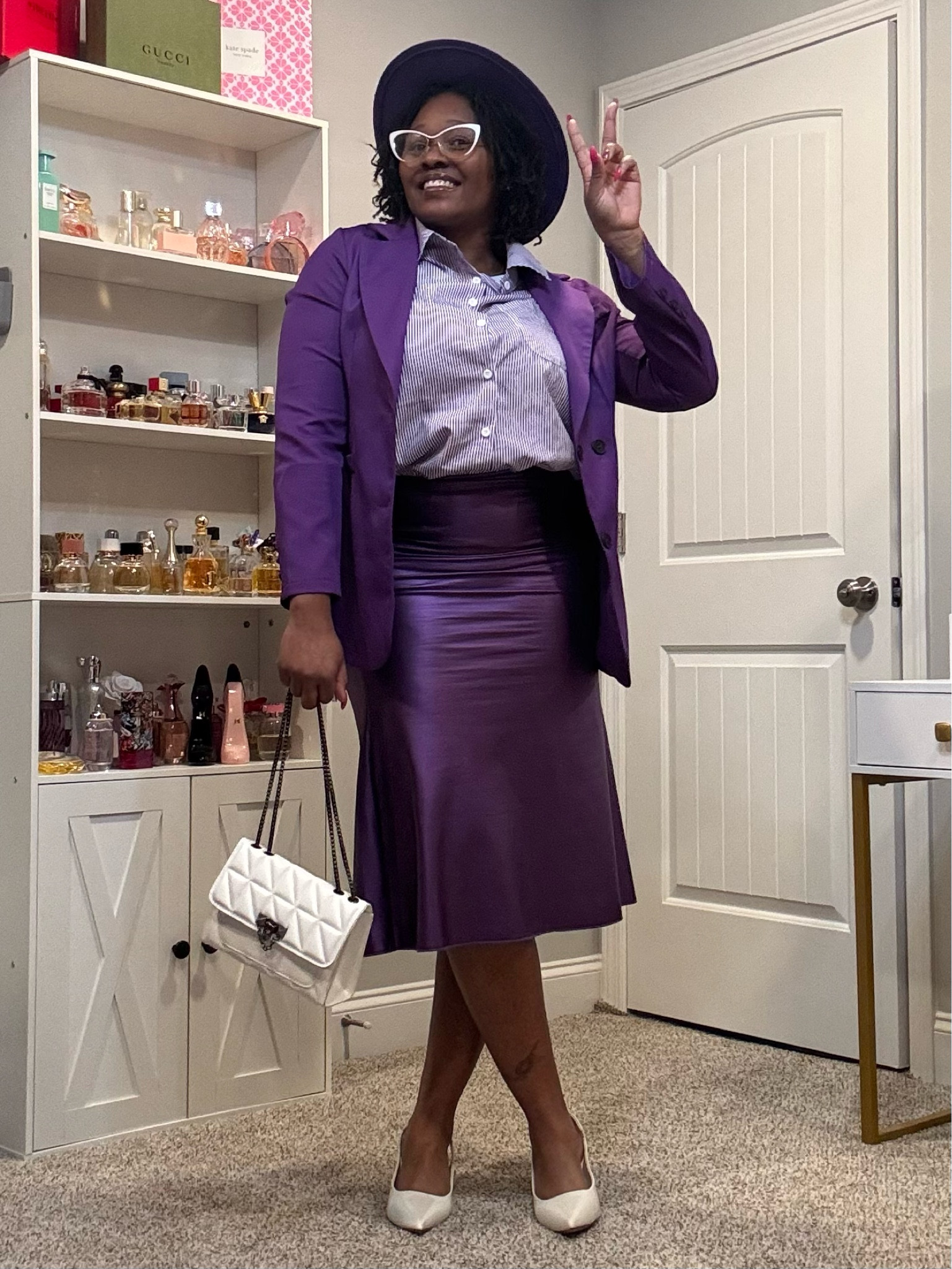 Office Flow Oh Yea!! Super Cute!! Super Trendy!!

Top is an XL, I reordered it in a 2X
Skirt & Blazer are a L

#LTKStyleTip #LTKOver40 #LTKWorkwear