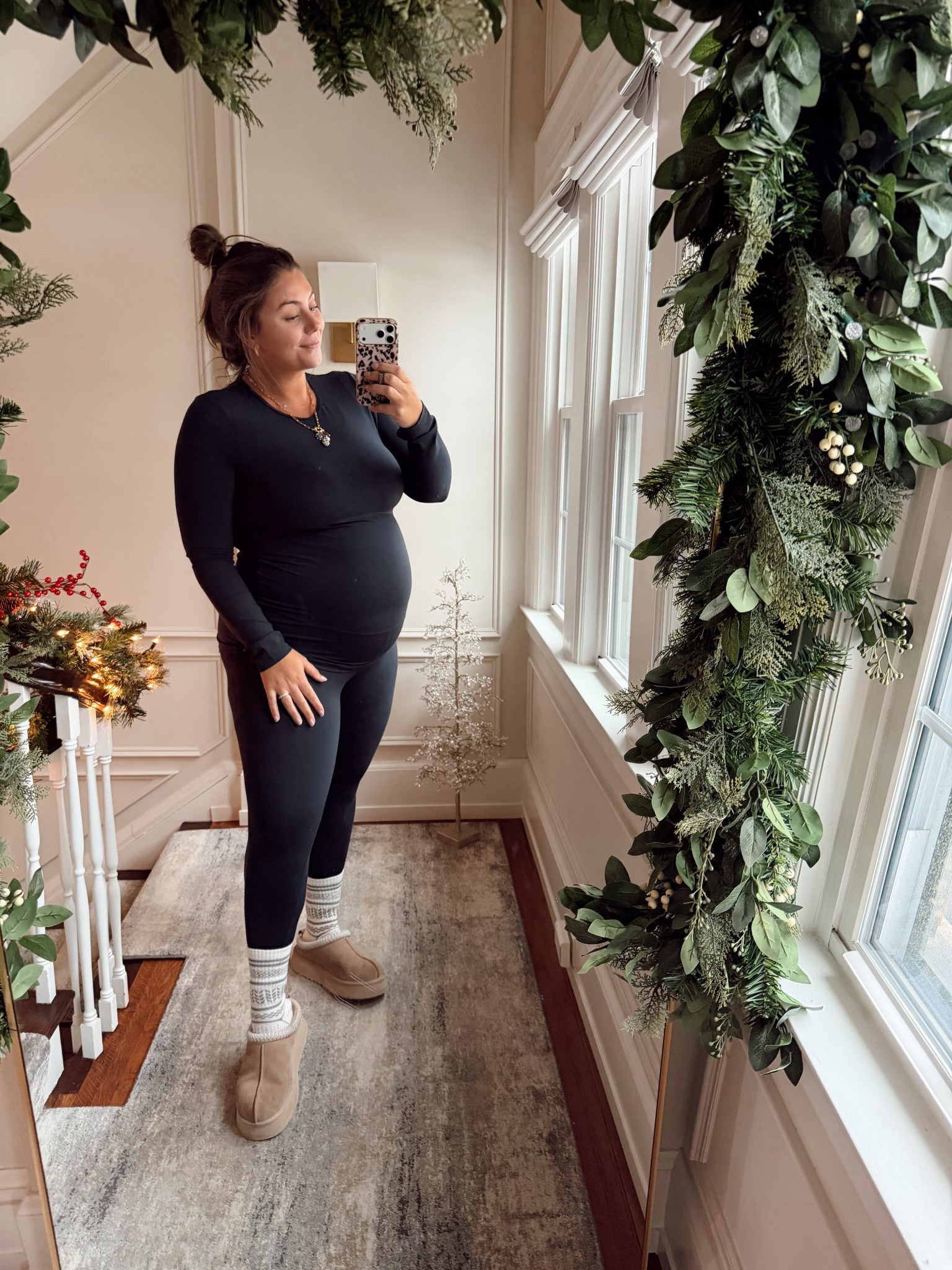 Wearing size XL in shirt & leggings. Sharing non-maternity styles too! 

#LTKMidsize #LTKBump #LTKActive