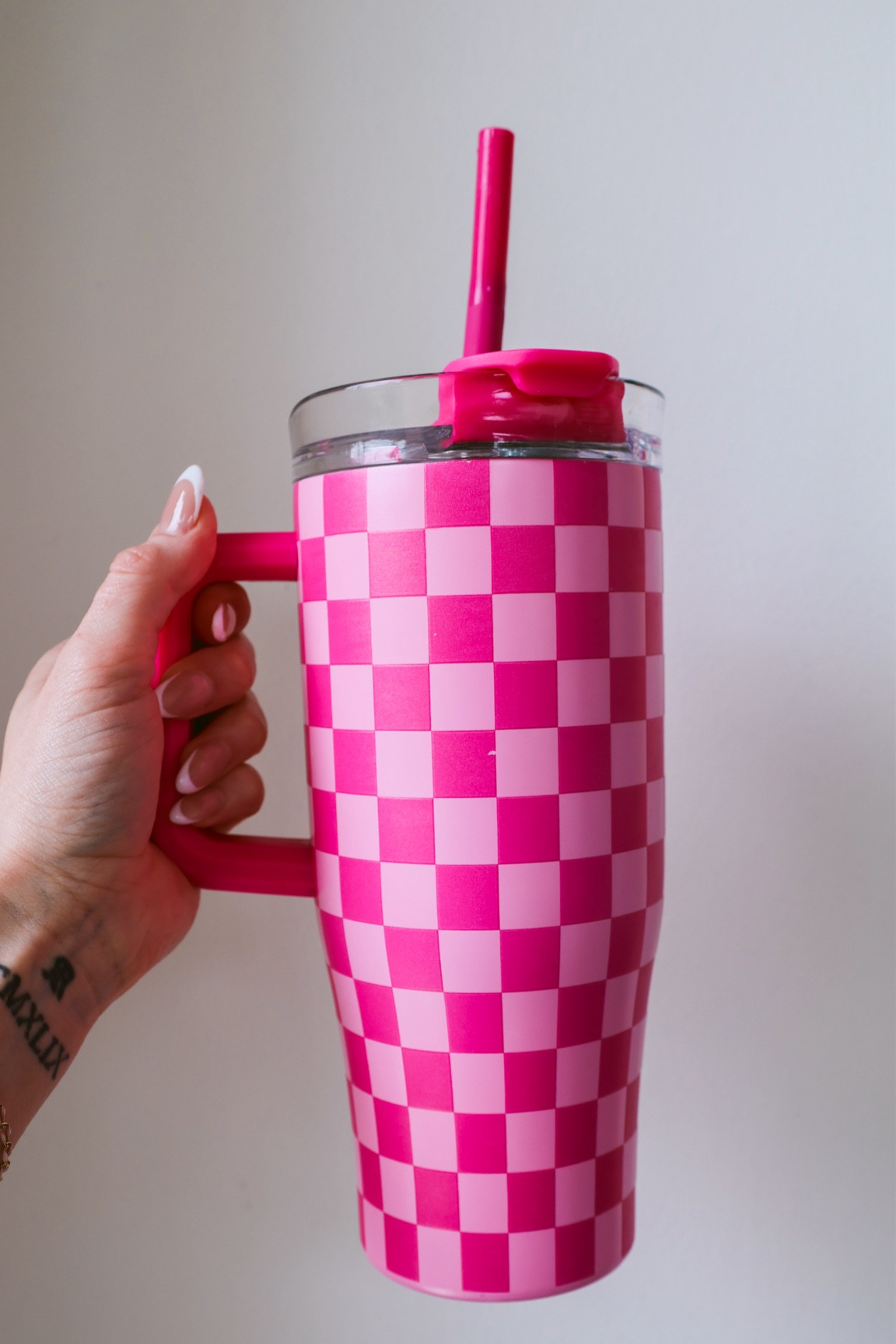 Pink Checkered Tumbler

#LTKSaleAlert #LTKTravel #LTKGiftGuide