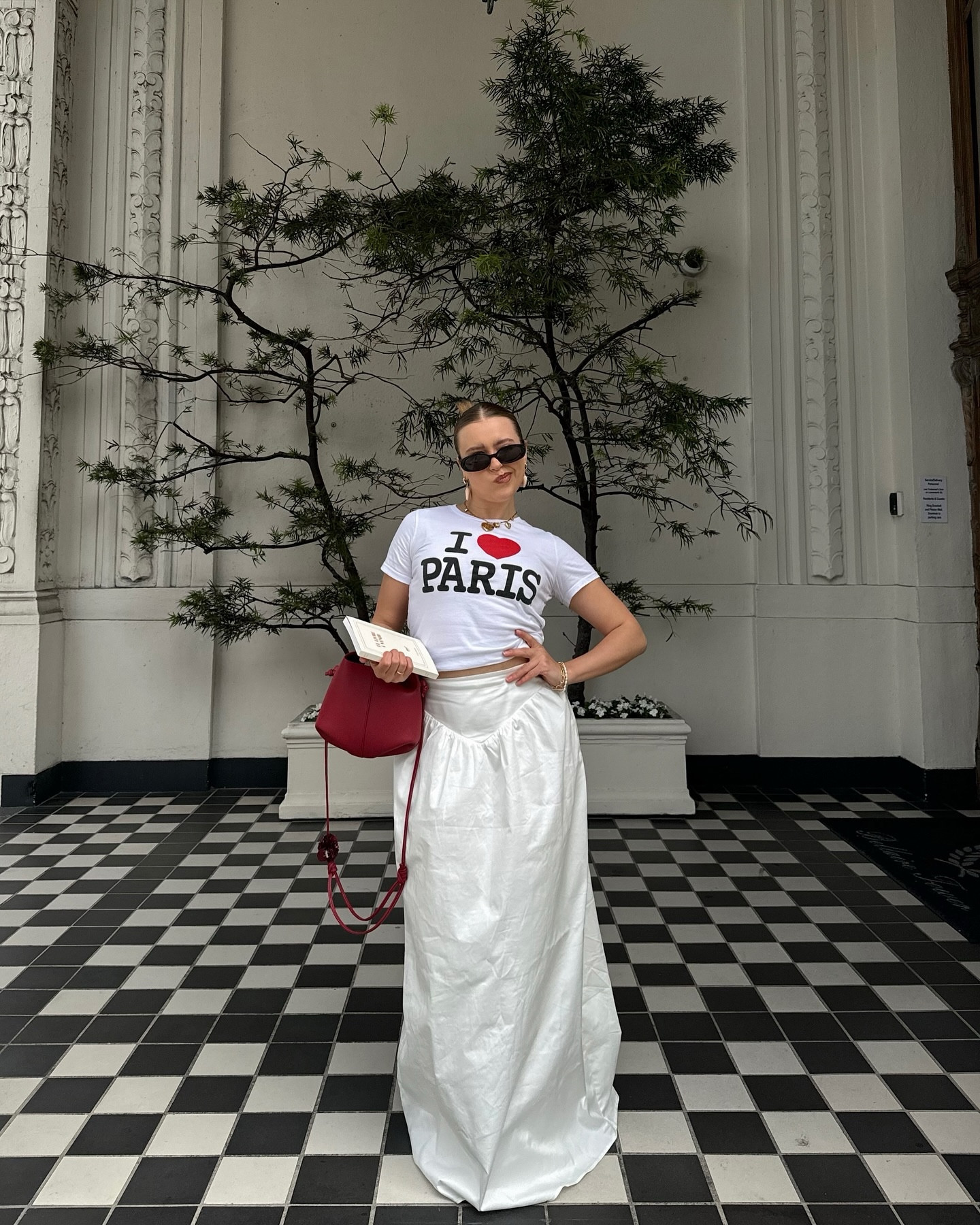 Baby tee + maxi skirt combo is unmatched 😌🫶 @beginningboutique 

#pinterestoutfit #babytee #maxiskirt #citystyle #sfstyle