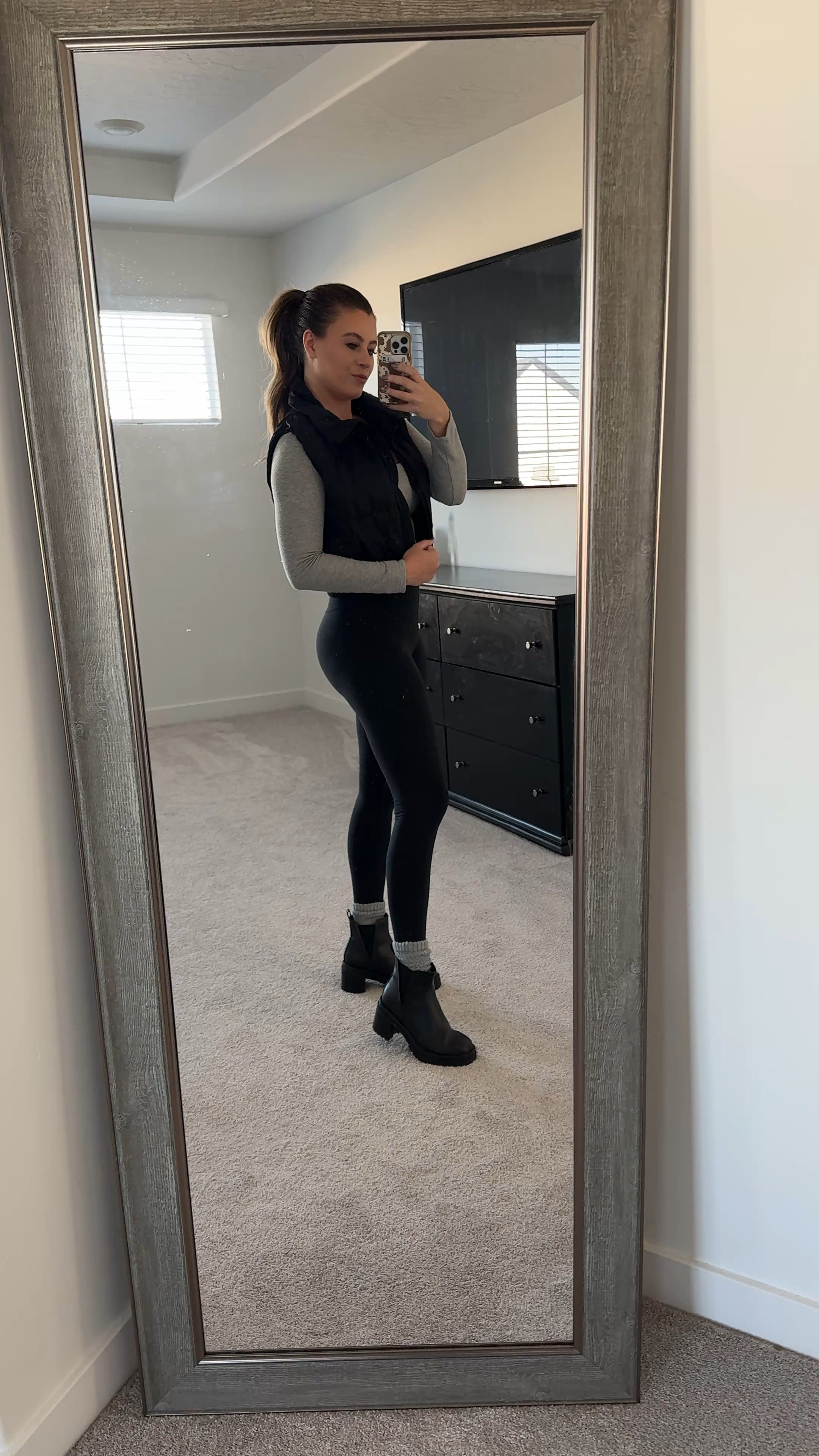Cozy outfit to go run some errands! 
I’m in a size small in everything and a 7 in the boots  

#LTKFindsUnder100 #LTKSeasonal #LTKFindsUnder50