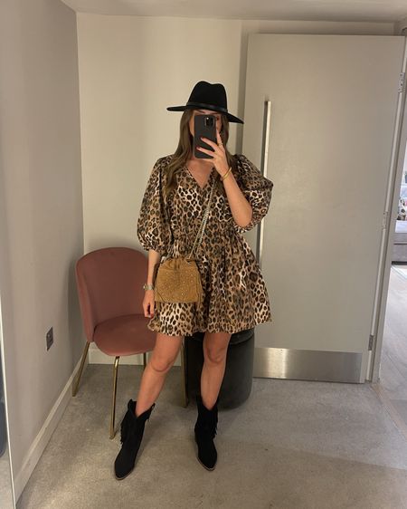 FESTIVAL STYLING with River Island 
Wearing a size 8 in the leopard print dress
Black cowboy boots
Black fedora hat 



#LTKeurope