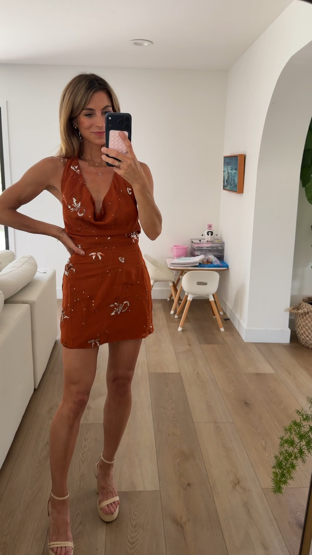✨ SUMMER PARTY DRESS

The perfect dress for summer parties, birthdays, concerts, celebrations, and special night

Rust terracotta color dress
Wearing XS 
#LTKTRAVEL #LTKBIRTHDAY

#LTKgrwm