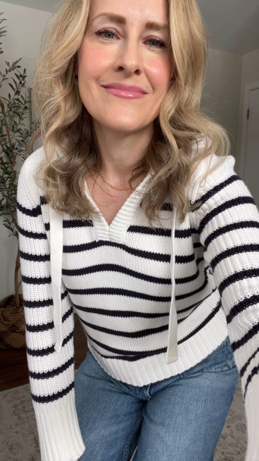 Lightweight hoodie sweater at Walmart and it’s on clearance! I’m wearing a small. Size up for a relaxed fit. #walmartfashion 