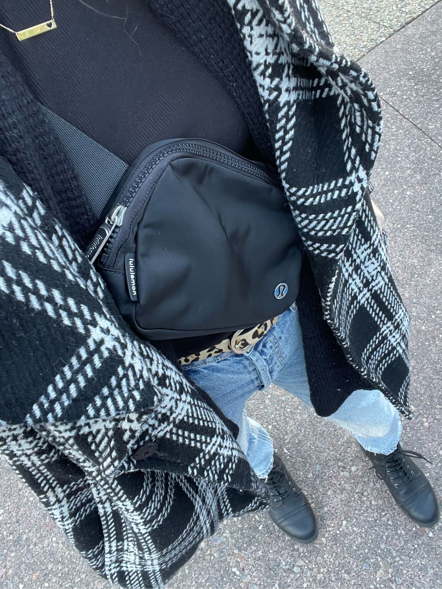 Winter Outfit 🖤

Jeans are on SALE right now!!!

Coat, long sleeve top, long sleeve shirt, denim, jeans, belt, crossbody bag, boots, necklace. 

#LTKSaleAlert #LTKFindsUnder100 #LTKFindsUnder50