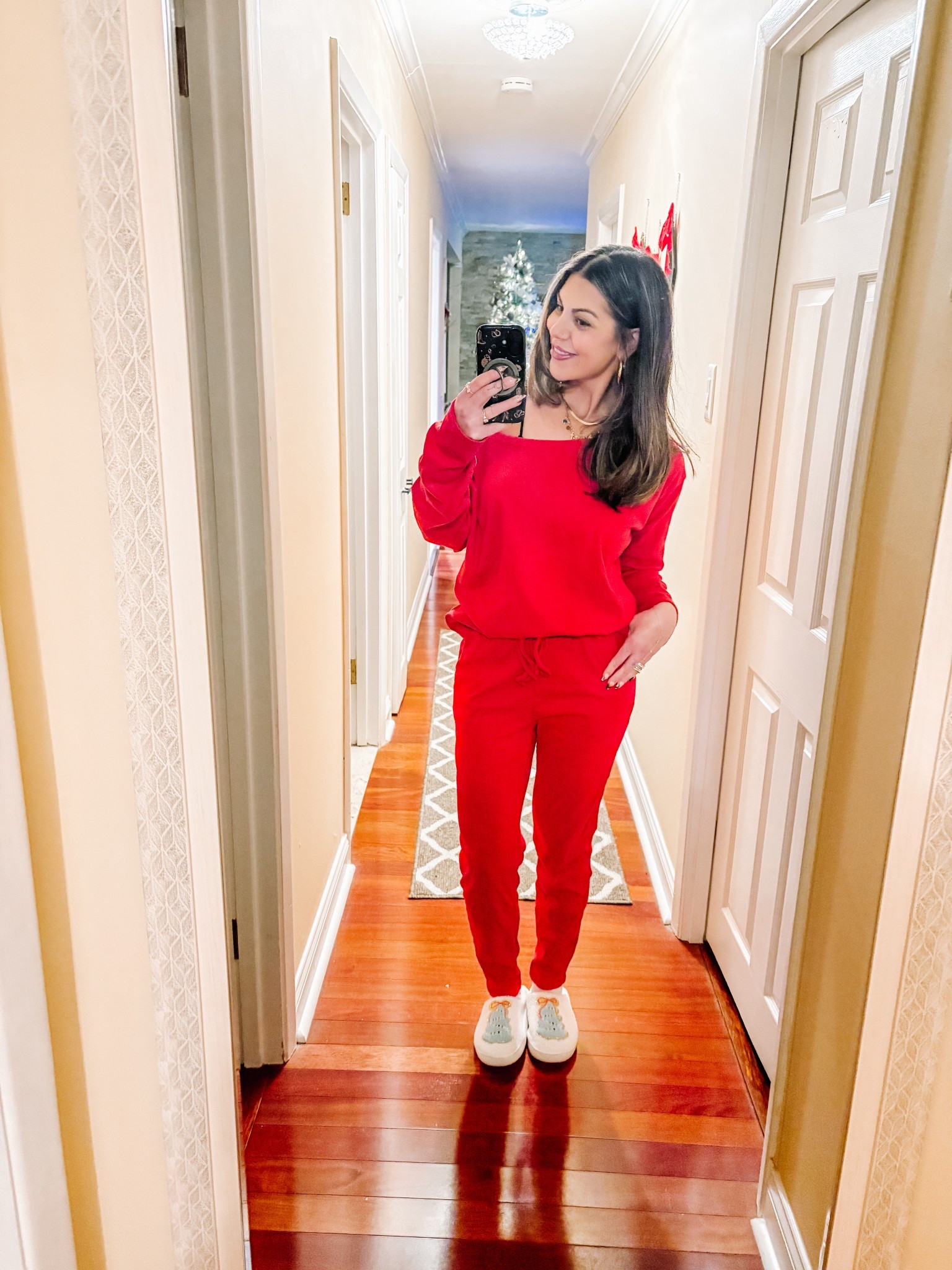 Lounge Set ❤️❤️
Super chic and super comfy!! 
On sale now!!
Fits TTS! 
Many colors to choose from! 
Gift ideas for her!!

#LTKHoliday #LTKFindsUnder50 #LTKSeasonal