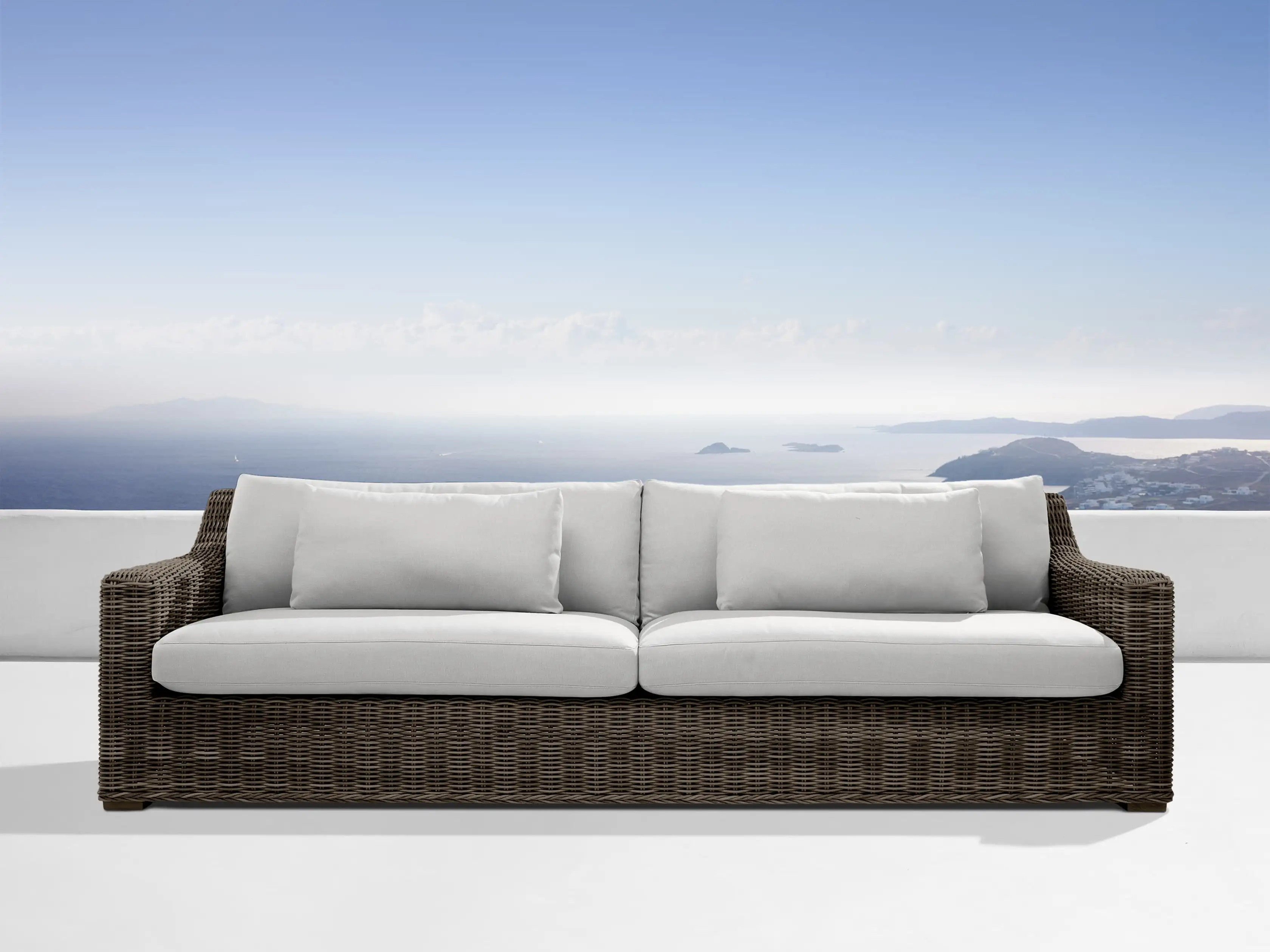 Montauk Outdoor Sofa | Arhaus
