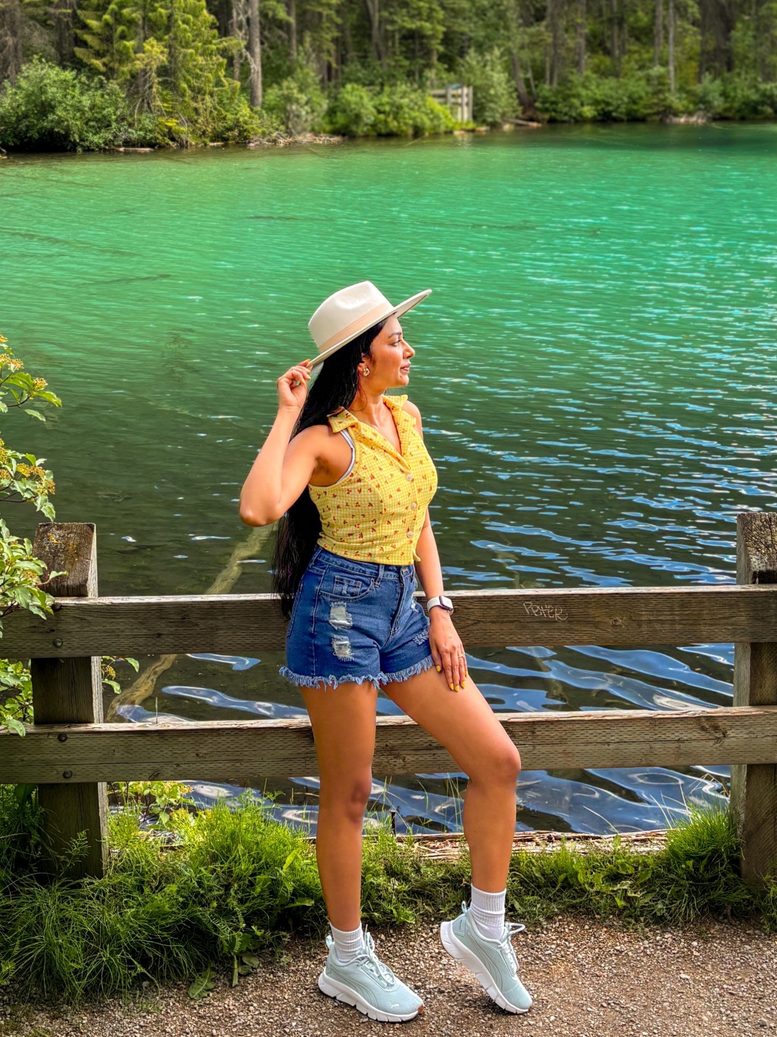 summer fashion, summer outfit, crop top, denim shorts, summer collection, summer ootd, outfit inspo, outfit inspiration

#LTKSeasonal #LTKStyleTip #LTKTravel