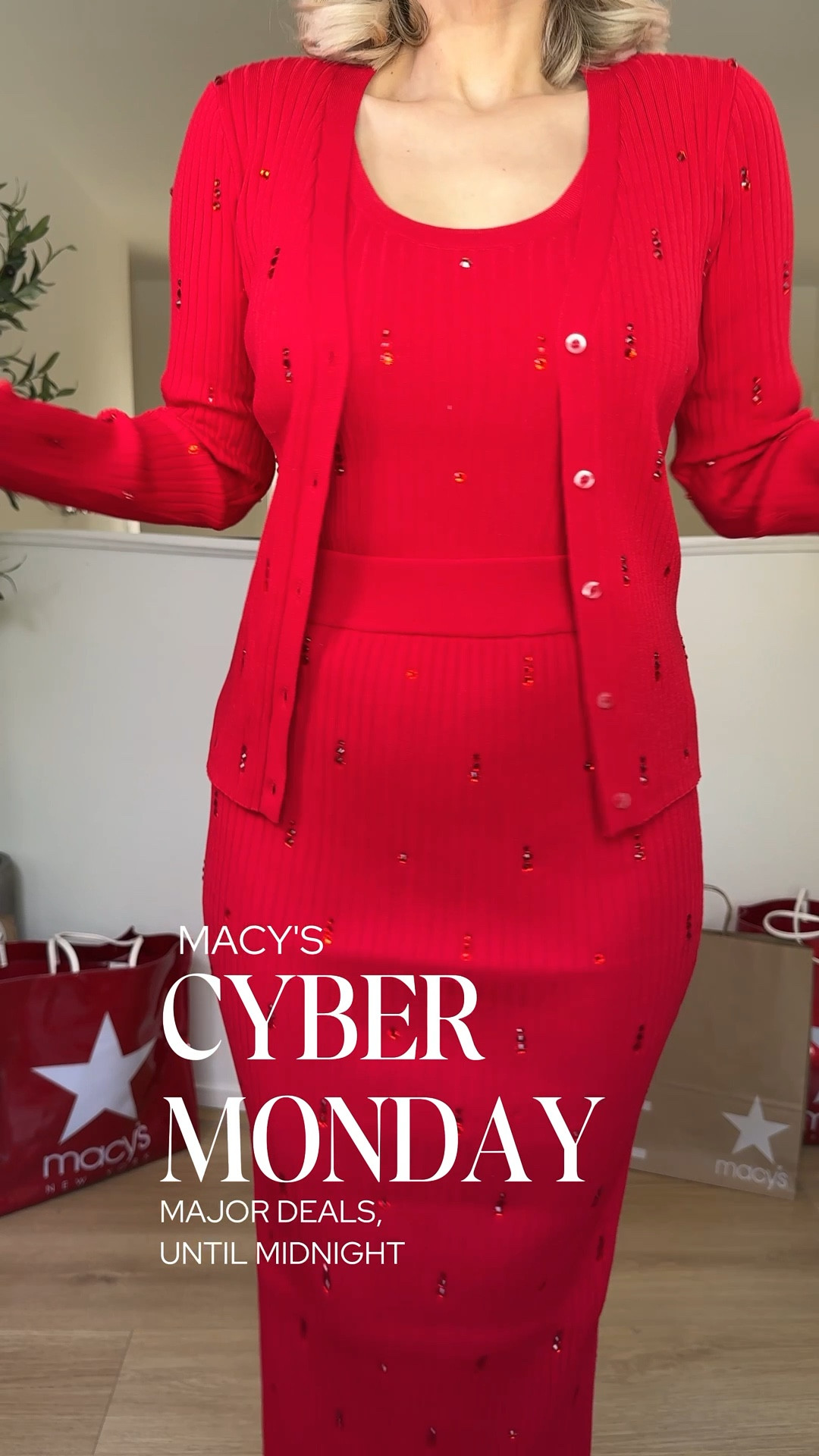@Macys cyber Monday deals! #macyspartner 20-60% off select brands! 

Randy wears a Large in everything! 
XS in dresses + SM in coats + 27 in Levi's jeans 

#LTKootd #LTKCyberWeek #LTKSaleAlert