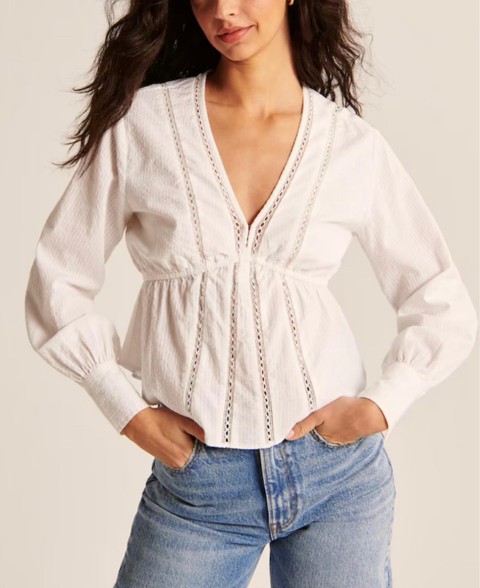 White top
Jeans 
Abercrombie jeans 
#LTKFind #LTKsalealert #LTKunder50