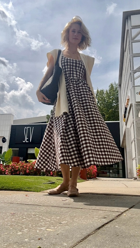 Daily Outfit Day 102

Fall outfits | transitional outfits | gingham dress | maxi dress 

#LTKStyleTip #LTKSeasonal #LTKFindsUnder100