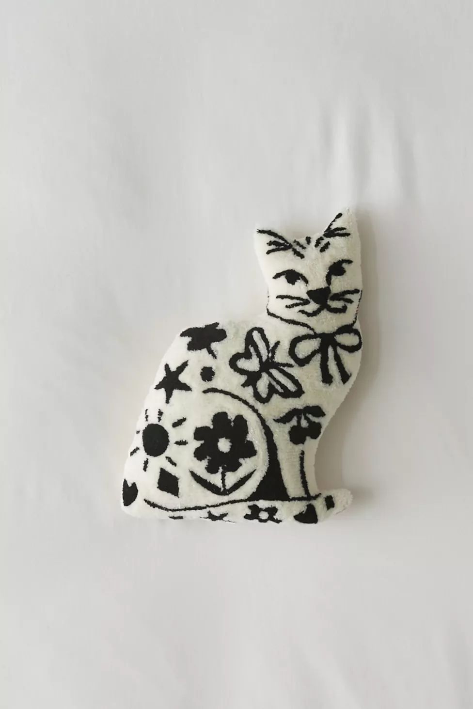 Cat Tufted Throw Pillow | Urban Outfitters (US and RoW)