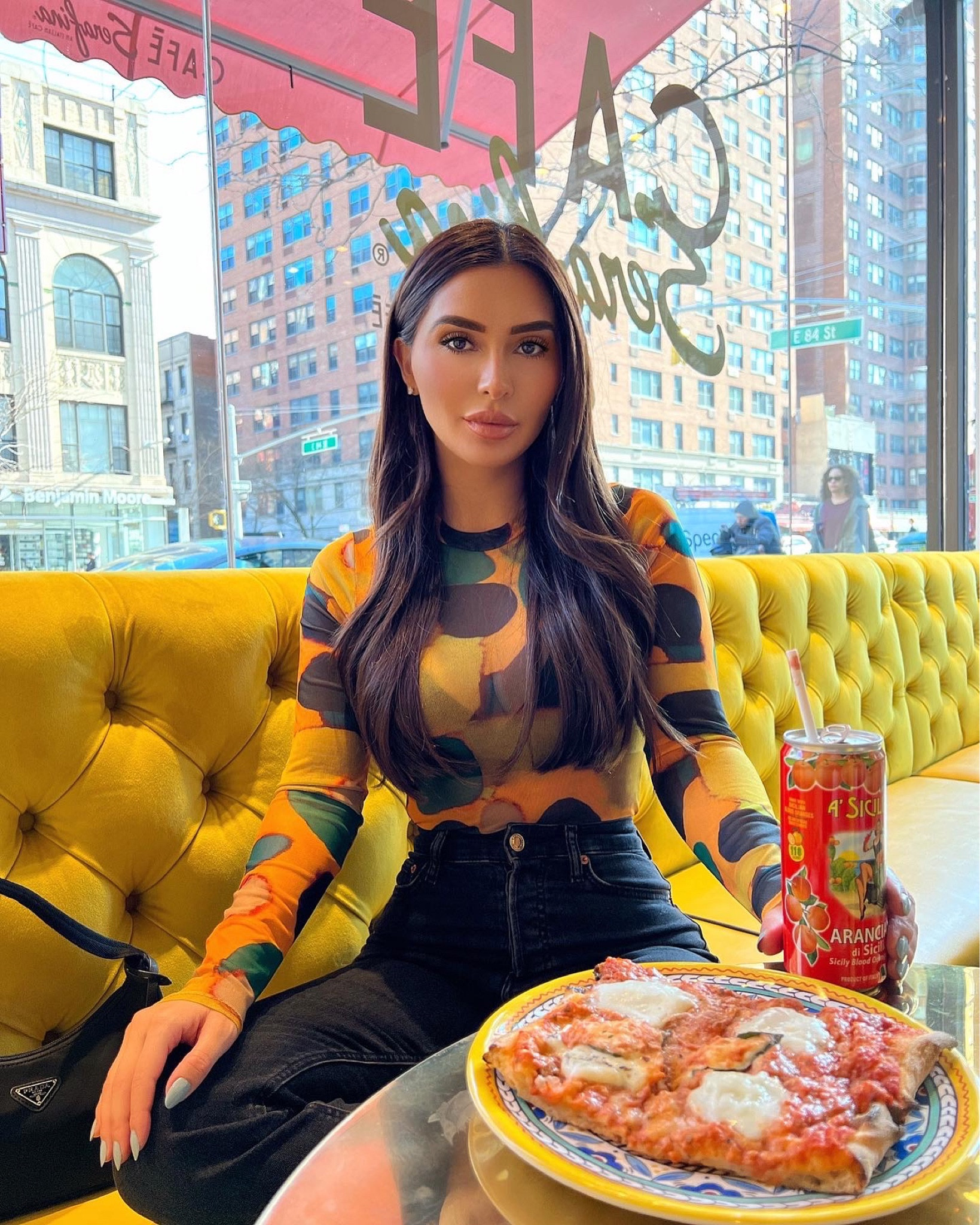 Colorful look 🎨🌈

#LTKstyletip #LTKitbag