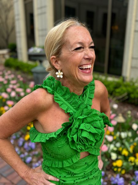 Spring greens, flowers, laughter (and lots of laugh lines)?this first day of Spring . . . 
|
#arebelinprada #flowerearrings #lisilerch #greendress #springstyle #vacationoutfit #weddingguestdress #cocktaildress #datenightdress #saksstyle 

#LTKtravel #LTKparties #LTKGala