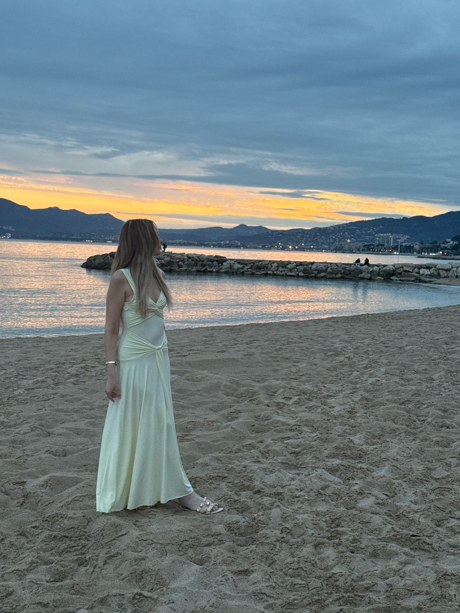 Sunset strolls

#LTKFashionMonth #LTKsummer #LTKuk