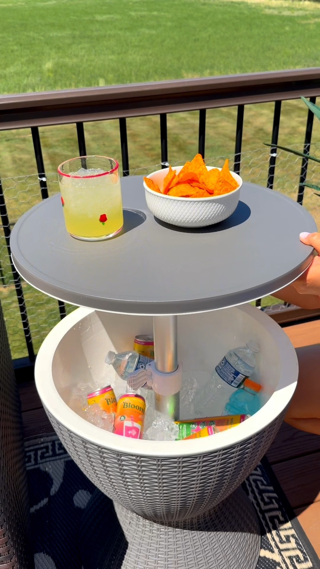 Summer ready✔️
Cookout ready✔️
#cooler #colddrinks #outdoorliving #sidetable

#LTKSaleAlert #LTKHome #LTKSeasonal