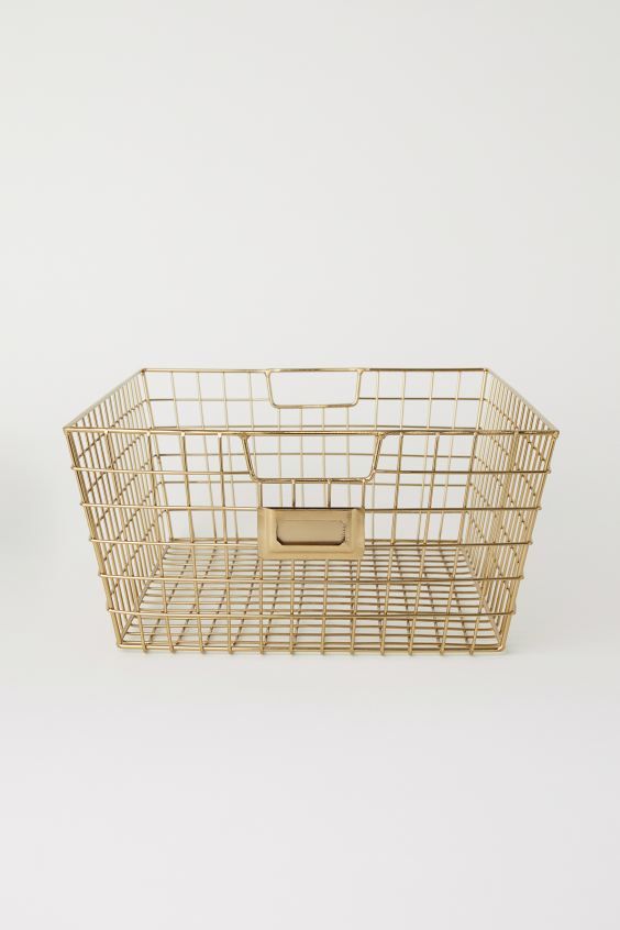 Metal wire basket with handles at the sides. Size 15x25x31 cm. | H&M (UK, MY, IN, SG, PH, TW, HK)