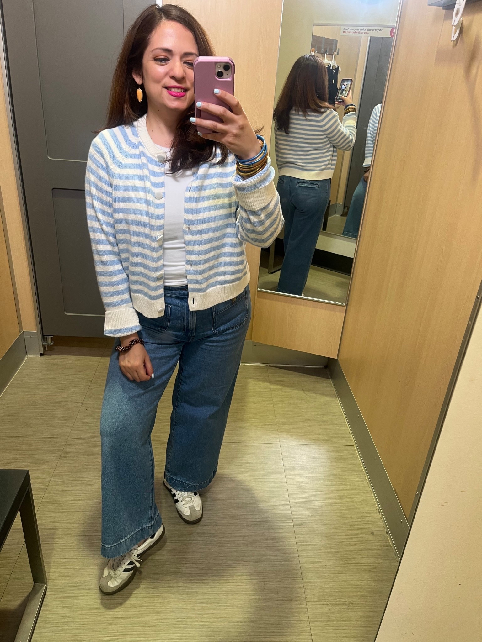 Blue striped cardigan great for Spring size medium on sale for $22 



#LTKSaleAlert