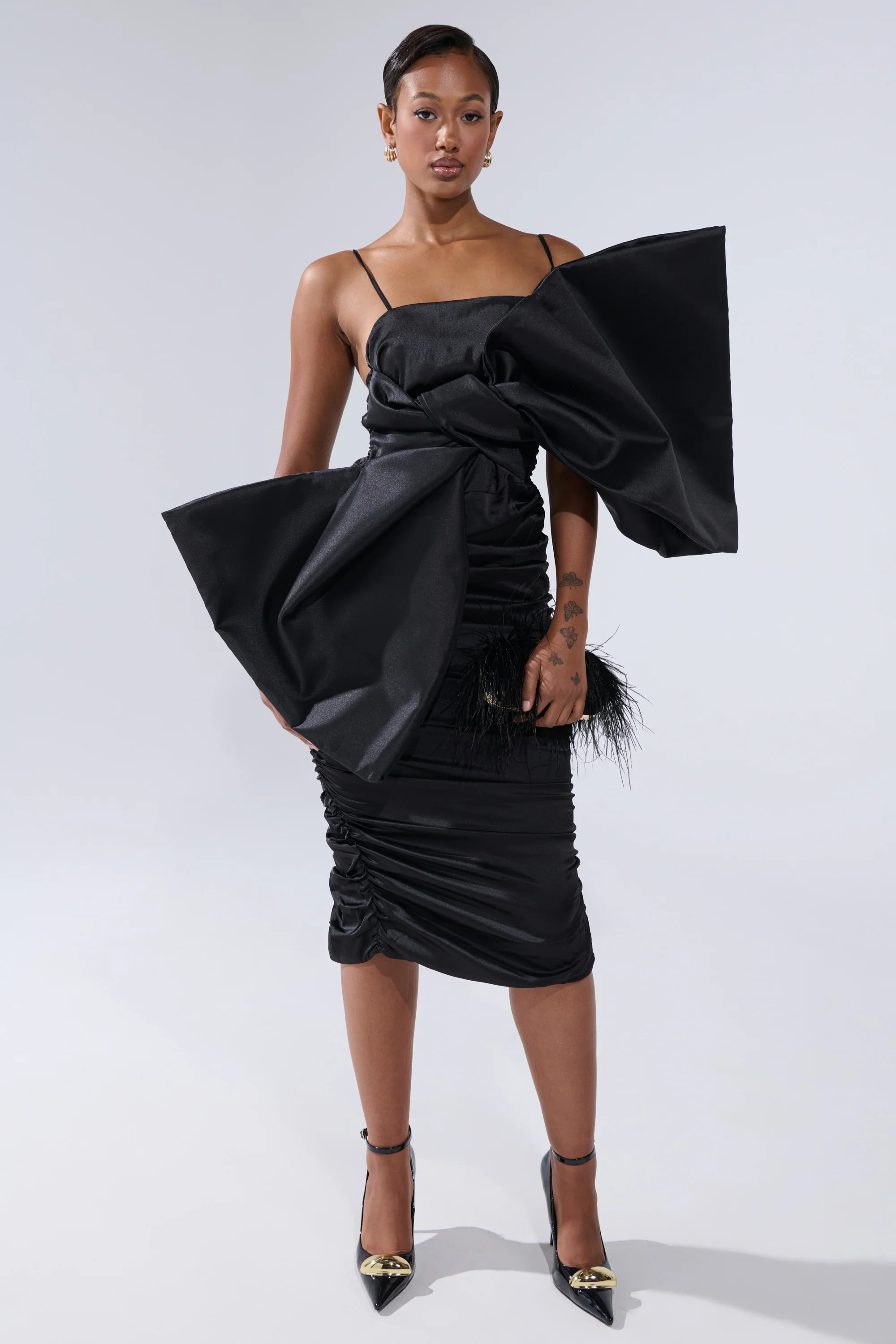 ONE OF ONE BOW MIDI DRESS IN BLACK | AKIRA