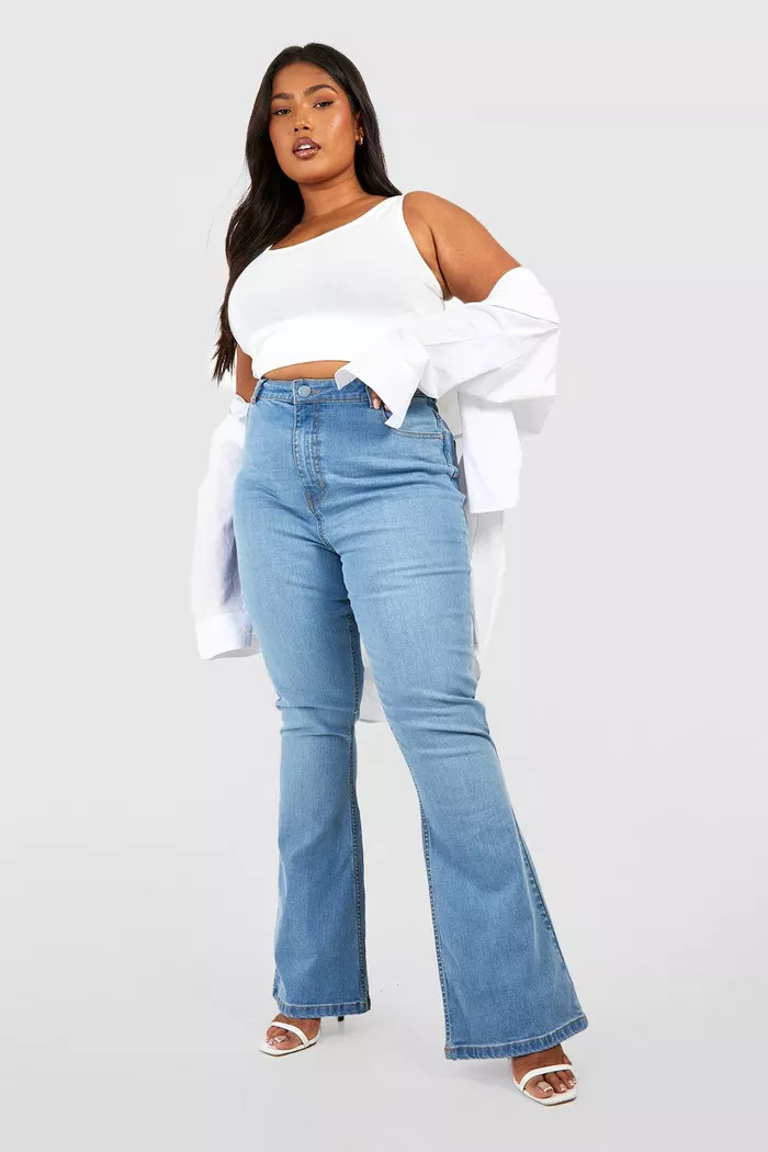 Plus Butt Shaper Stretch Flared Jeans | Boohoo.com (UK & IE)