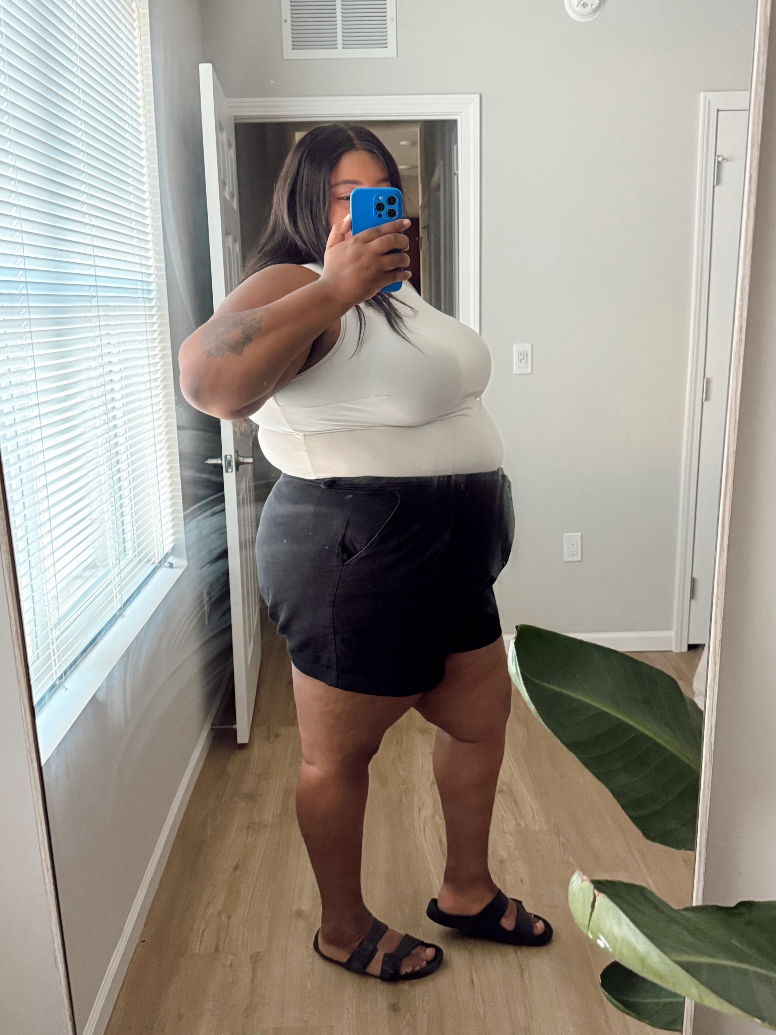 Summer workwear inspired minimal outfits 

Wearing 3X in shorts + 2X in tops

#LTKWorkwear #LTKFindsUnder50 #LTKPlusSize