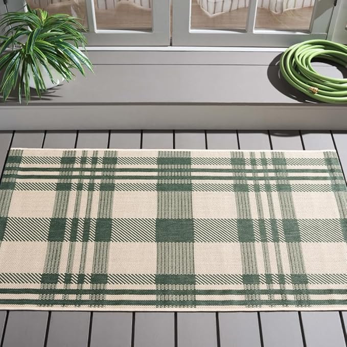 SAFAVIEH Washable Rug Outdoor Courtyard Collection - 2'7" x 5', Green & Beige, Plaid Pattern, Non... | Amazon (US)
