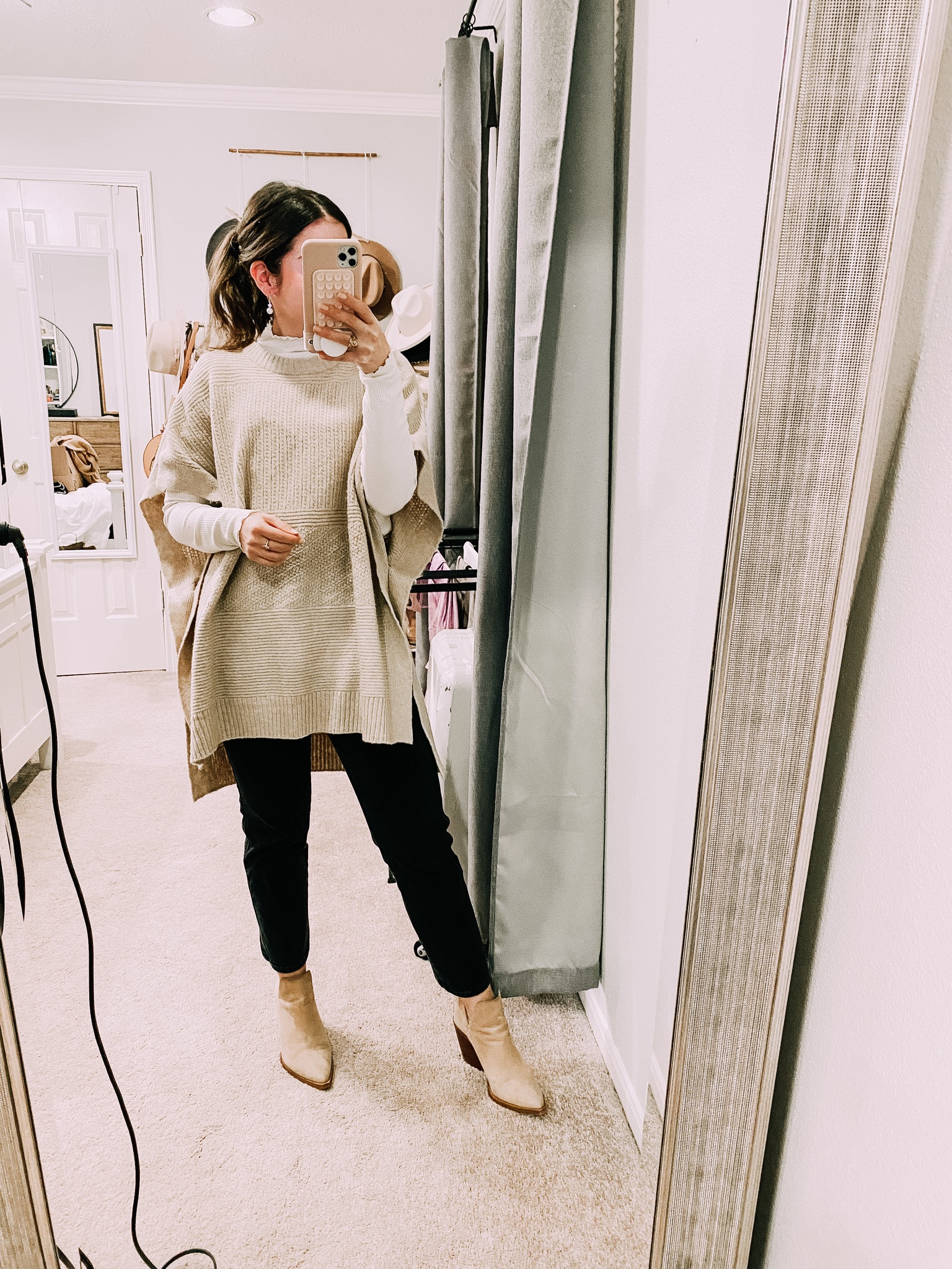 OOTD my pullover vest is old and I can’t find anything similar 😅

#LTKshoecrush #LTKworkwear