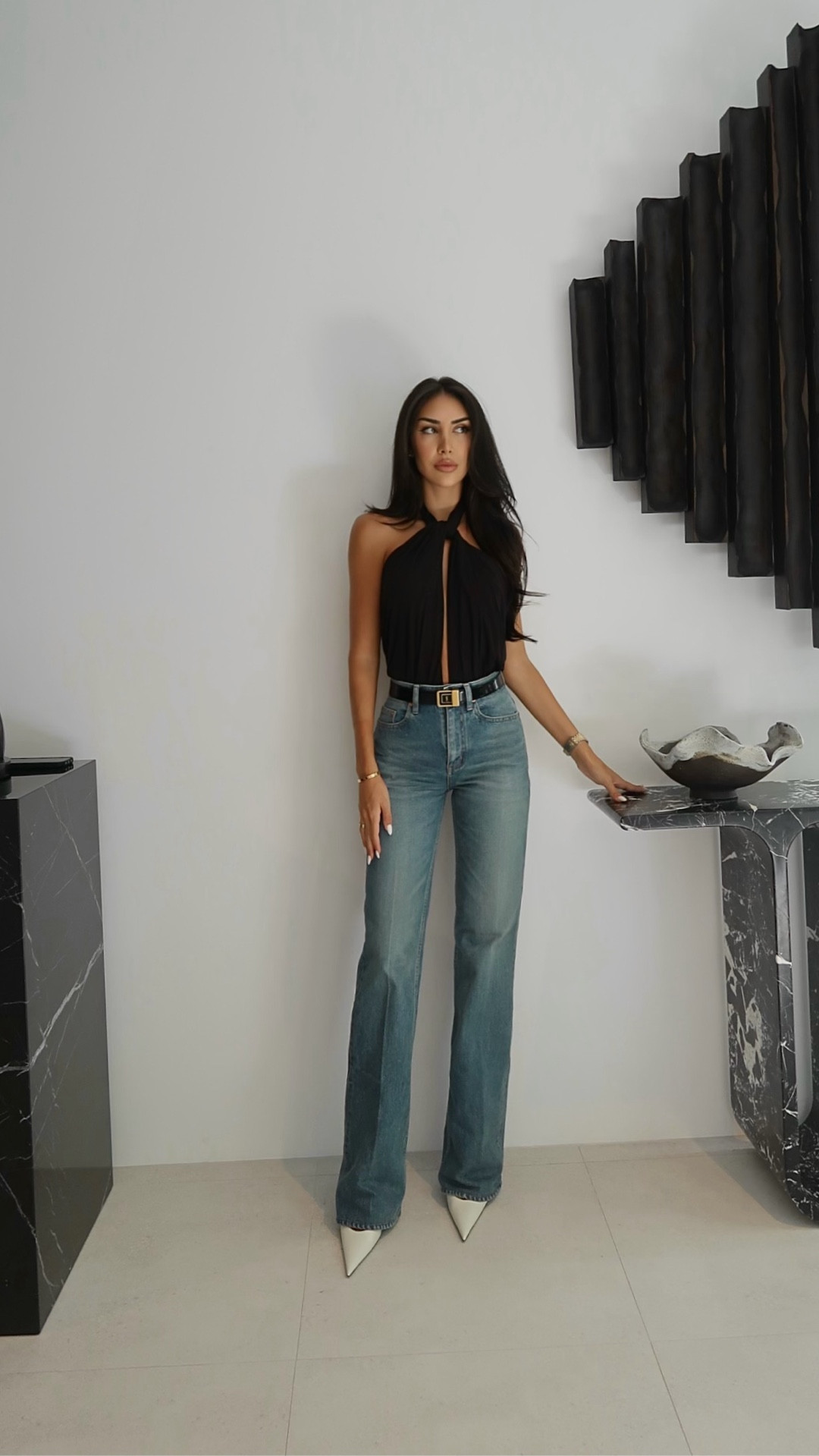 The perfect bodysuit to dress up or down

#LTKjeans #LTKdatenight #LTKstyletip