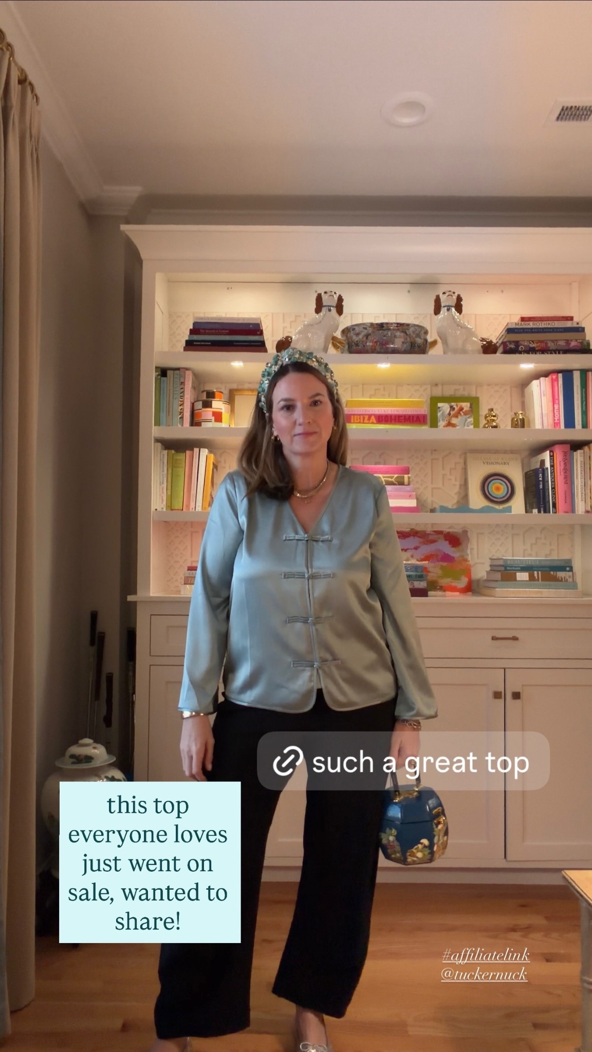 @tuckernuck  #affiliatelink this top everyone loves just went on sale, wanted to share!