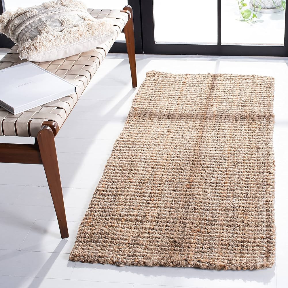 SAFAVIEH Natural Fiber Collection Accent Rug - 2' x 4', Natural, Handmade Chunky Textured Jute 0.... | Amazon (US)