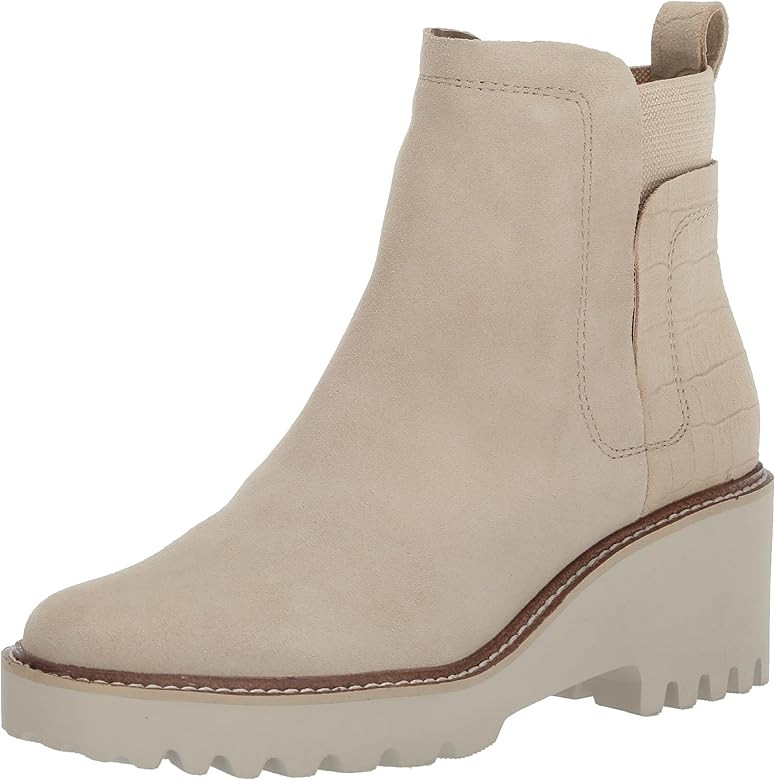 Dolce Vita Women's Huey Chelsea Boot | Amazon (US)
