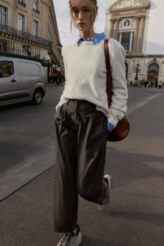 MID-WAIST TROUSERS WITH PLEATS AND ELASTICATED BACK | Zara UK