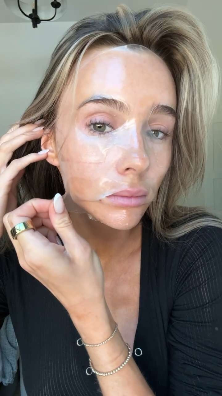 these masks are a staple in my self care routine + my all time fav ✨

#selfcare #collagenmasks #selfcareroutine 

 