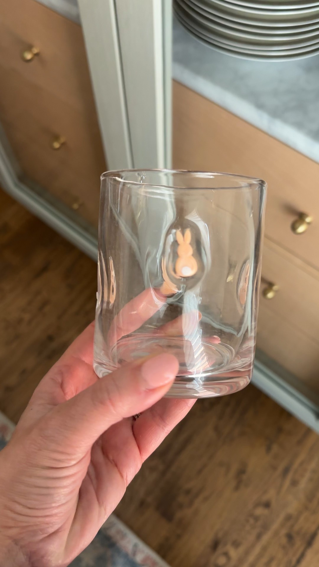 Cutest icon glasses! 5 Spring designs, 2 for under $20. Dishwasher safe
.


#LTKHome #LTKfoodie #LTKSeasonal