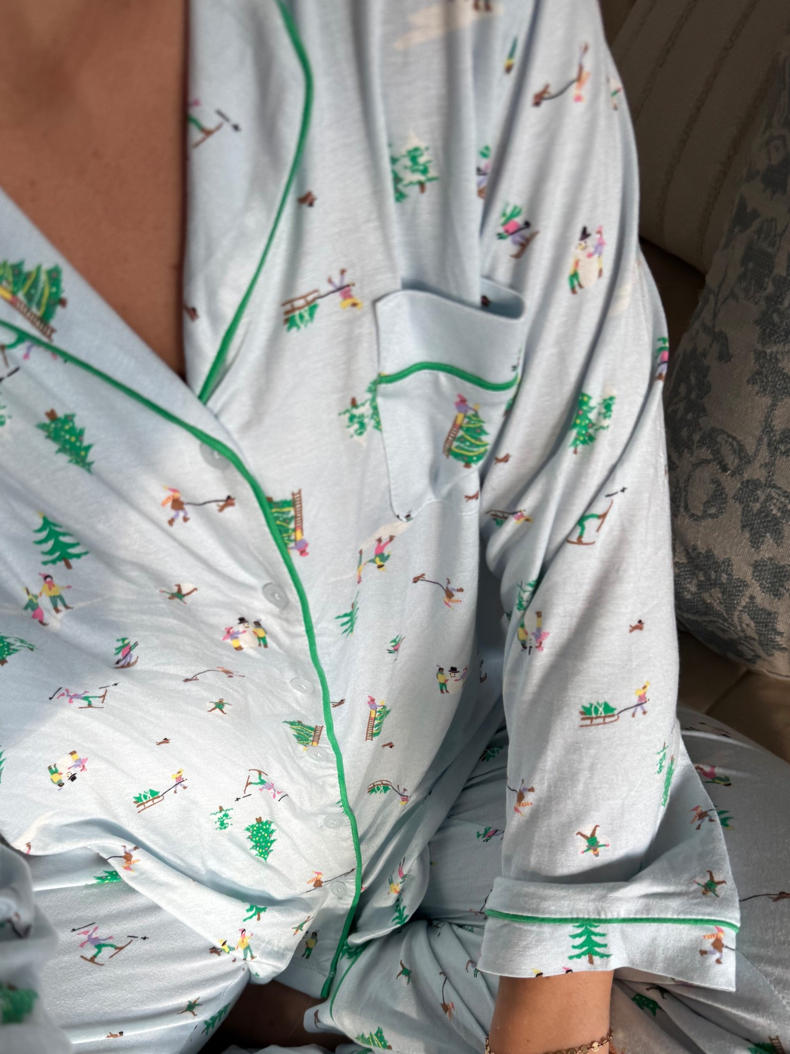 50% off everything Old Navy- picked up a few sets of pajamas because they are sooo comfy for the holidays and a colder season. TTS- wearing a small. Typically I go for petite in Old Navy but stayed regular small and they fit perfect! Linked the others I bought 💗

#LTKSeasonal #LTKHoliday #LTKSaleAlert