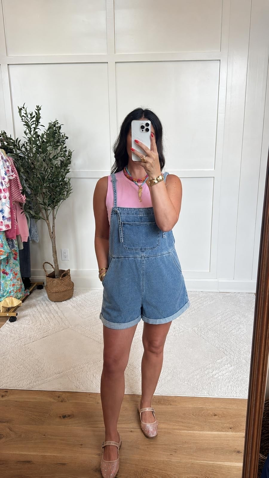 The cutest one-and-done outfit! 💙 This overall romper is playful, comfy, and perfect for everyday wear. Just add your favorite shoes and you're ready to

#LTKmomlife #LTKgrwm #LTKootd