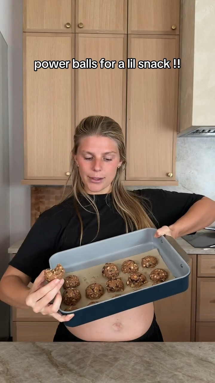 POWER BALL RECIPE !!!
1 cup rolled oats
1/2 cup peanut butter
1/3 cup honey
1/2 cup protein powder
1/4 cup coconut chips (unsweetened)
1/4 cup pumpkin seeds
1/4 cup mini chocolate chips
1/4 cup walnuts, chopped
2 tablespoons flax seeds

For 20 balls - Macros per ball
Calories: 130
Protein: 6g
Carbohydrates: 16g
Fat: 6g

#LTKgrwm #LTKfoodie #LTKHome