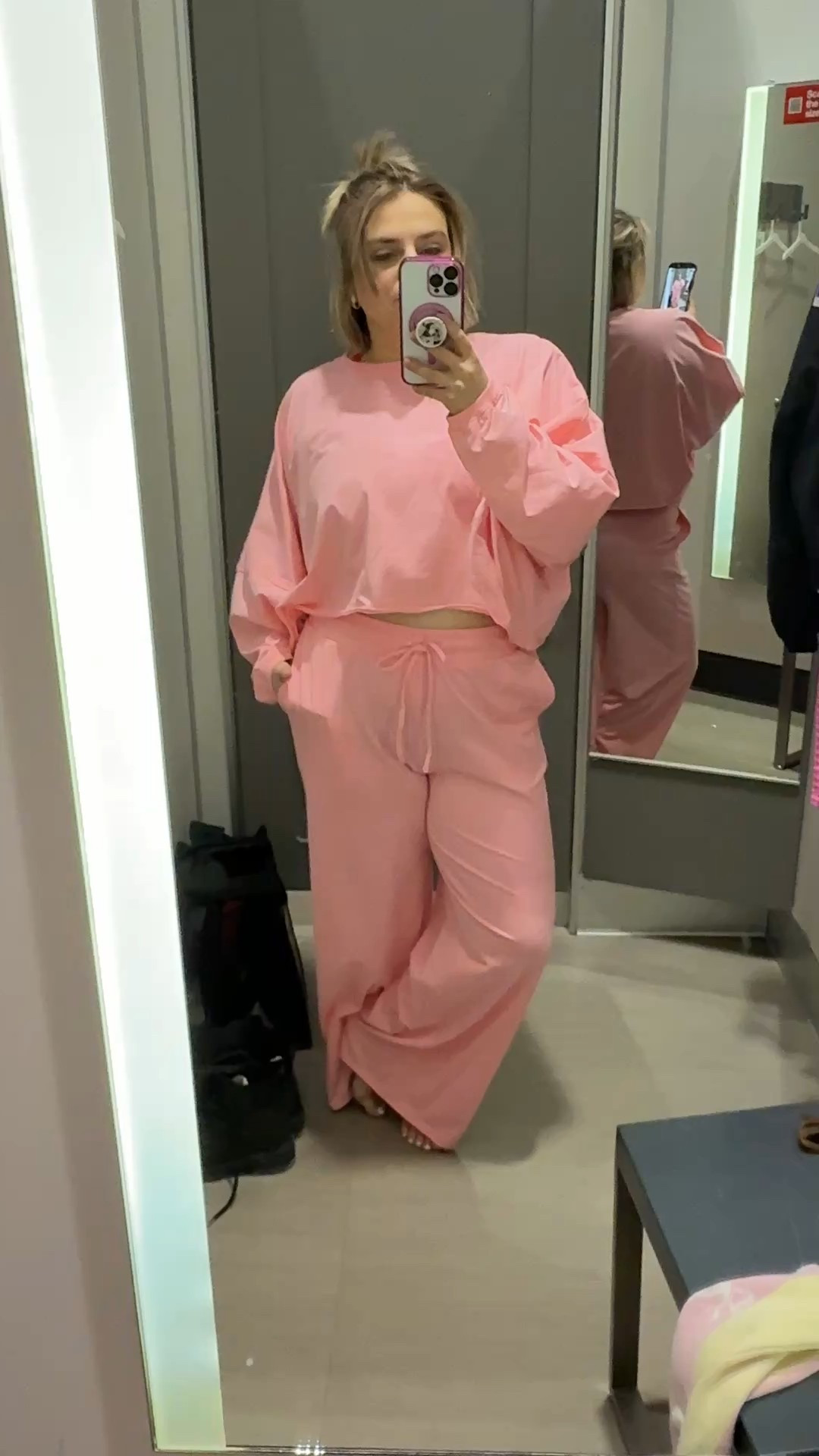 Light pink comfy jersey set with crop shirt & wide leg pants 

#LTKHome #LTKselfcare #LTKMidsize