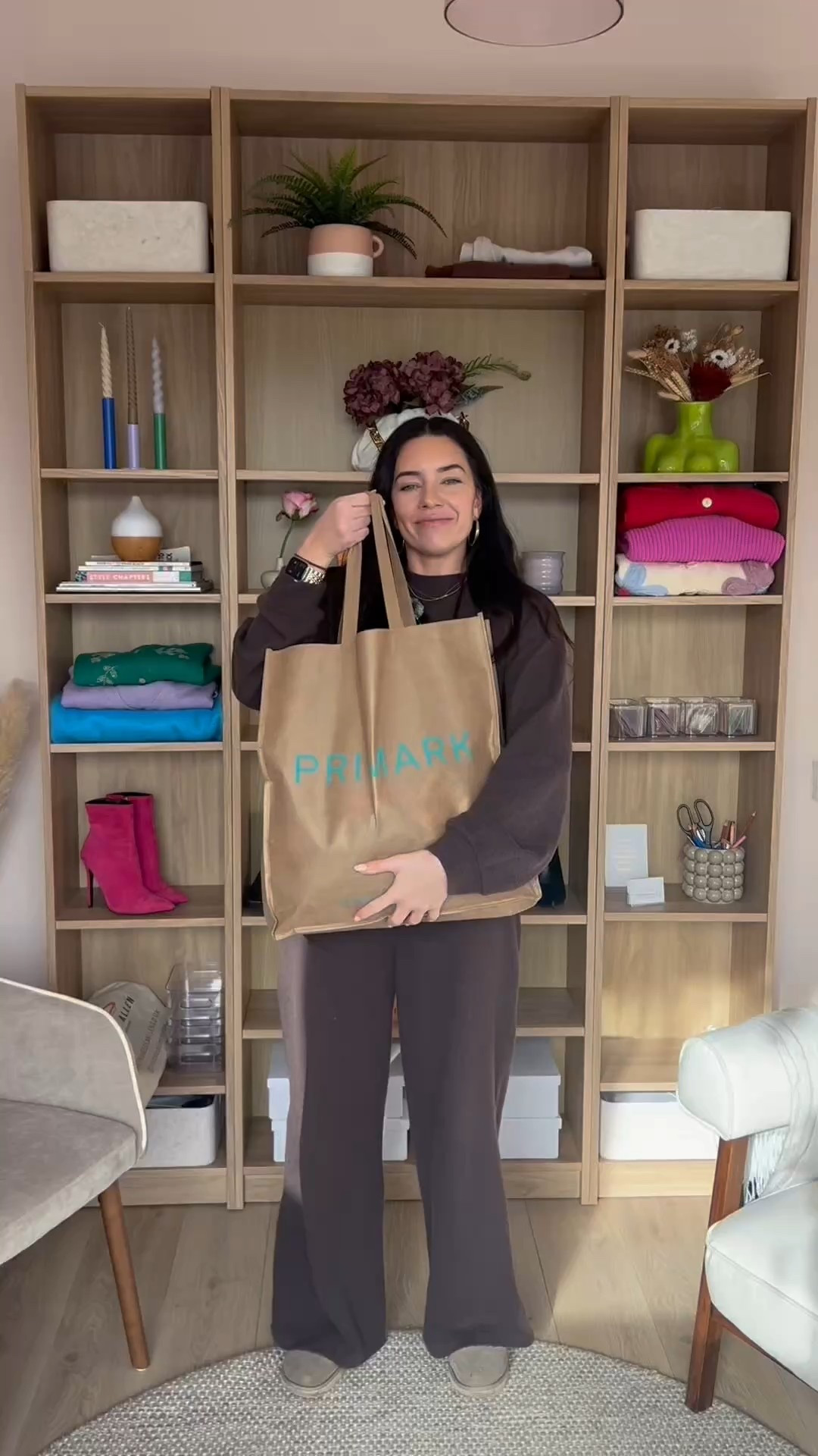 I’d say this was a successful @primark shopping trip! My fave is the denim shirt and red jacket ❤️ Comment LINK to get the links for these pieces sent straight to your DMs 🔗✨ 

Maybe i’ll try some other colours next time 😅😉 

#primark #tryon #styleover30 