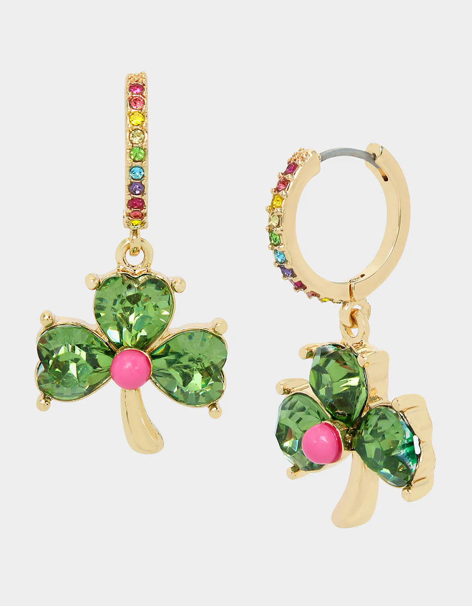 LUCKING OUT CLOVER HUGGIE EARRINGS GREEN | Betsey Johnson