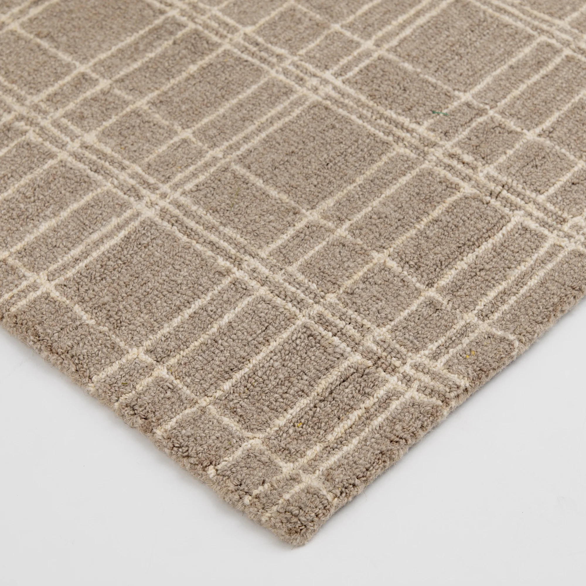 Better Homes & Gardens 7'10"x9'10" Beige Plaid Wool Indoor Area Rug | Walmart (US)