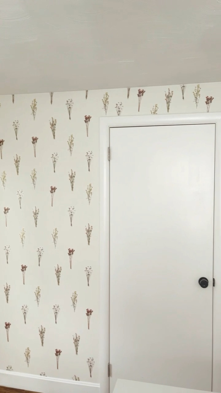 Wall decals in my office! 
Would be so cute for an accent wall in a nursery or office! 🎀

#LTKunder50 #LTKhome