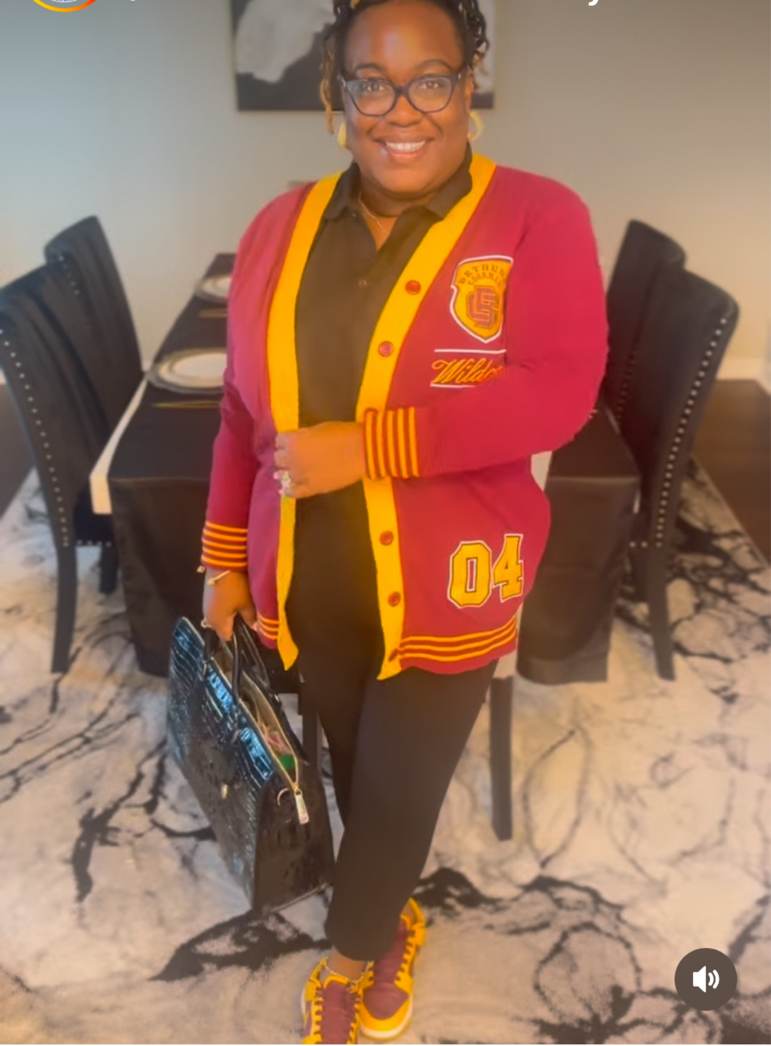 Sneakers in corporate: National College Colors Day

I graduated from the GREAT BETHUNE-COOKMAN UNIVERSITY so I had to represent.

ASU Dunks are perfect for a business casual outfit on a good Friday!

#outfitinspo #outfitideas #outfitoftheday #corporateootd #blackwomeninsocialwork #officeoutfitinspo #workoutfits #officelook #simplebutcute #blue #workplace #dunks #asudunks
#sneakers # NationalCollegeColorsDay

#LTKSeasonal #LTKStyleTip #LTKPlusSize